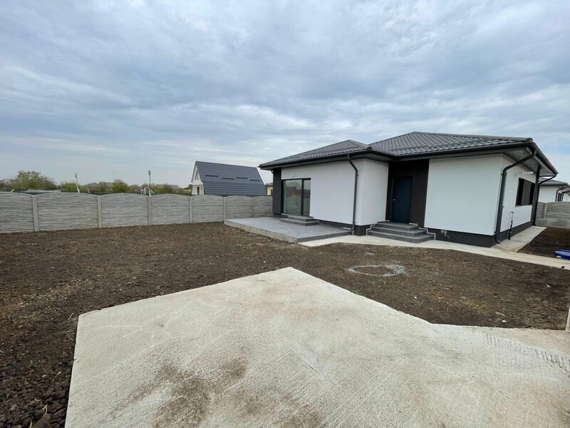 Clinceni case parter 3 dorm, 2 bai toate utilitatile