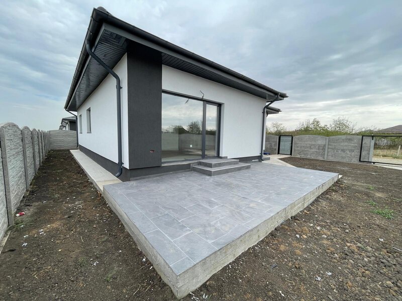 Clinceni case parter 3 dorm, 2 bai toate utilitatile